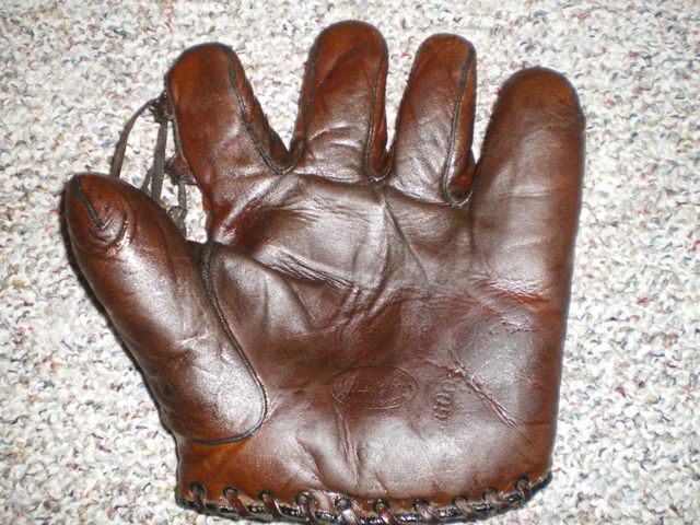 Goose Goslin JC Higgins Front